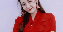 迪丽热巴娱乐吃瓜君,从“吃货女神”到“时尚女神”，娱乐圈的蜕变之路