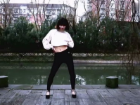 视频美女dj壁纸下载,美女DJ壁纸下载盛宴