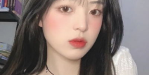 女头微信头像氛围感emo蓝,诠释现代女性的情感世界”